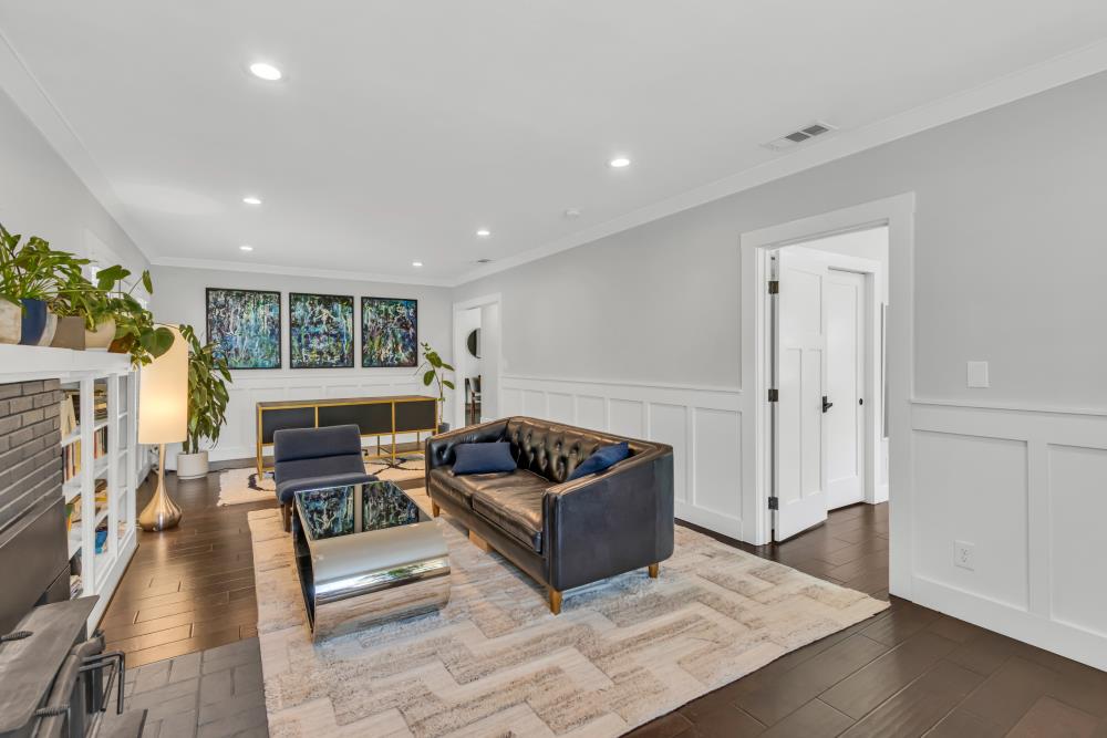 1861 Caramay Way