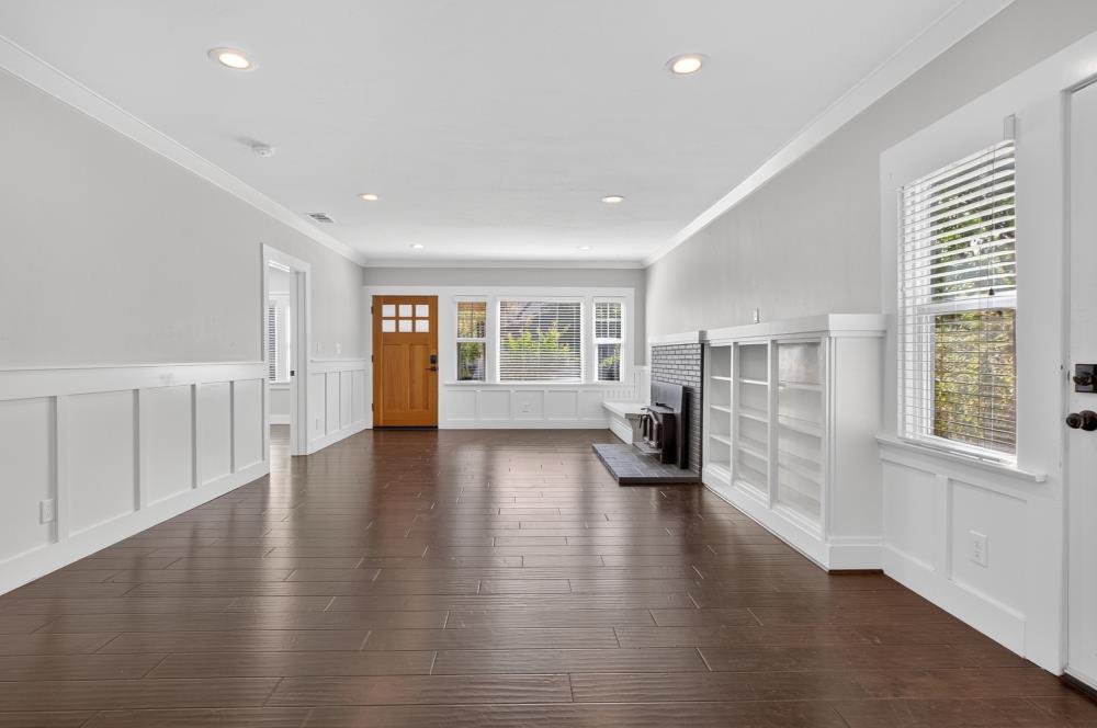 1861 Caramay Way