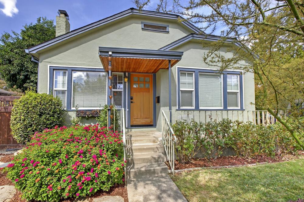 1861 Caramay Way