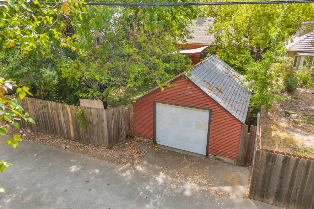 3765 E Pacific Avenue