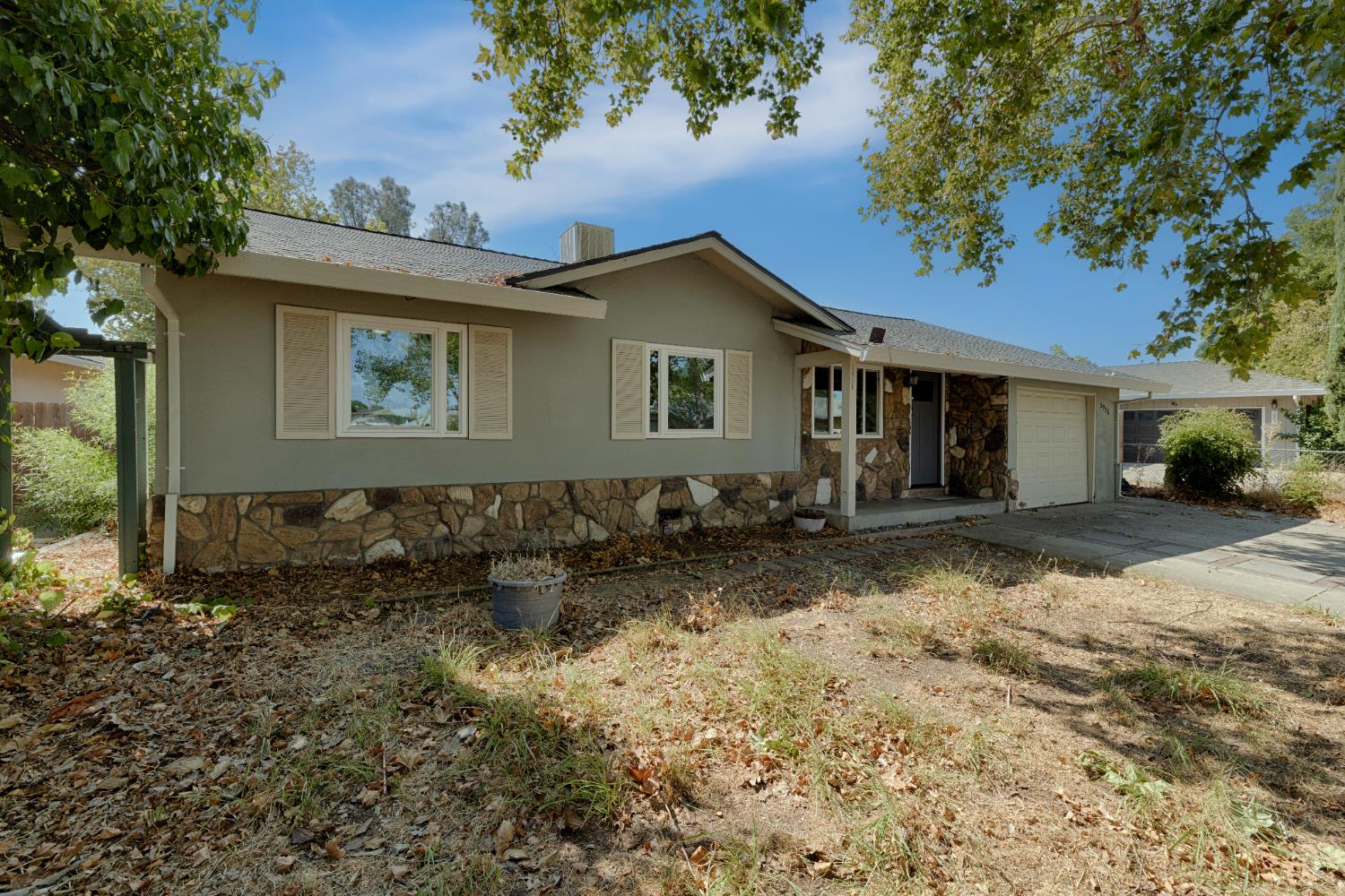 3956 Floral Drive