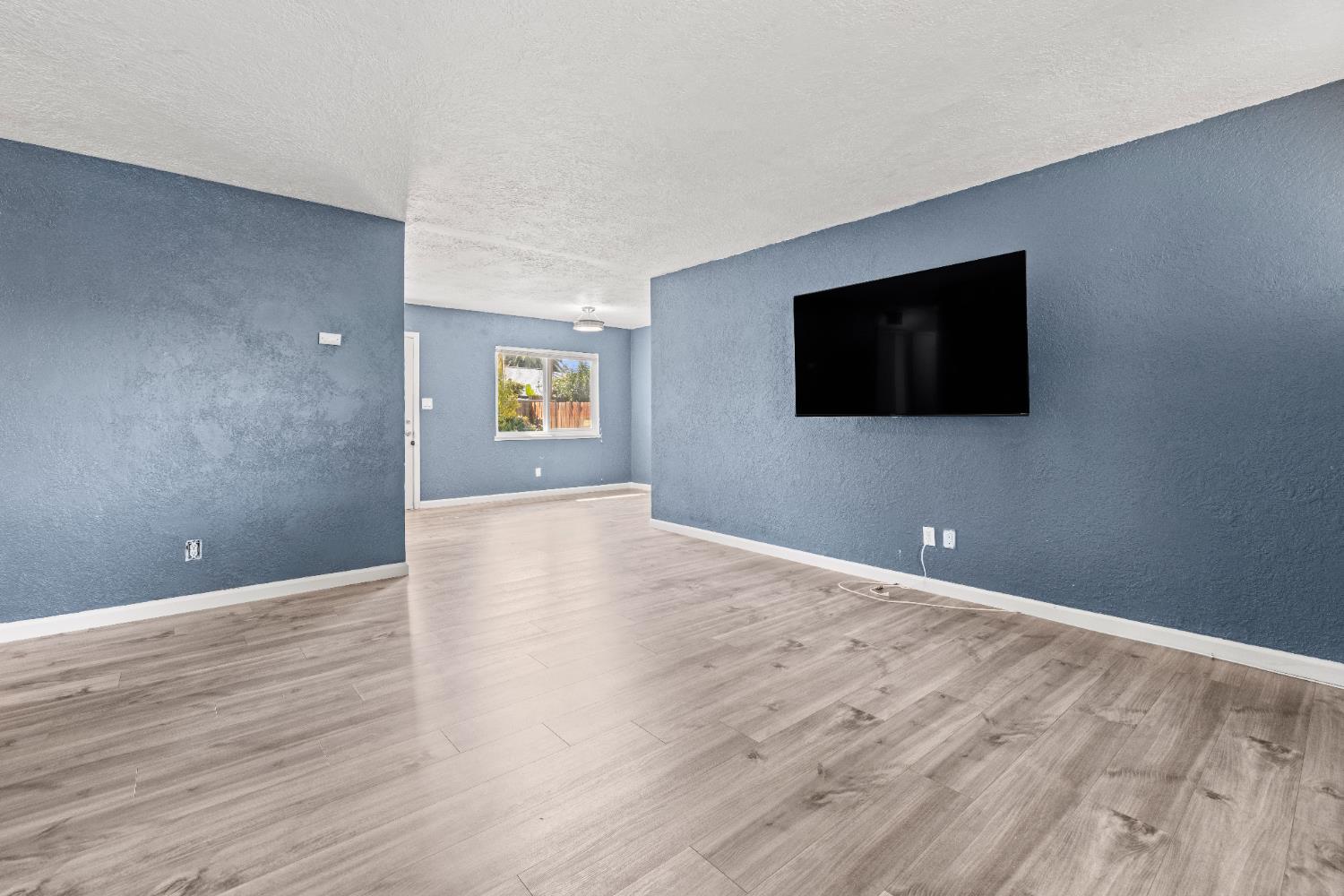 3956 Floral Drive