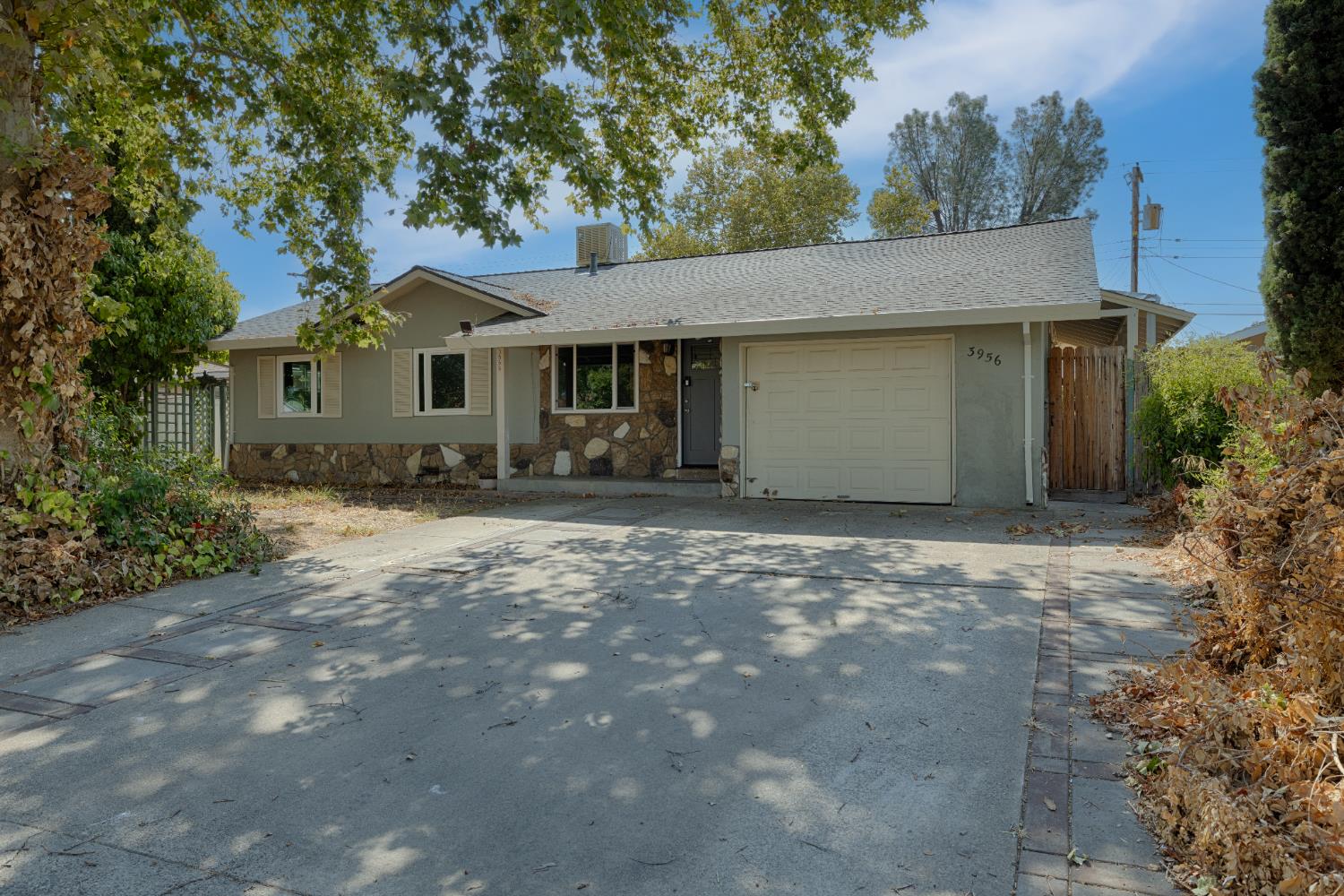 3956 Floral Drive