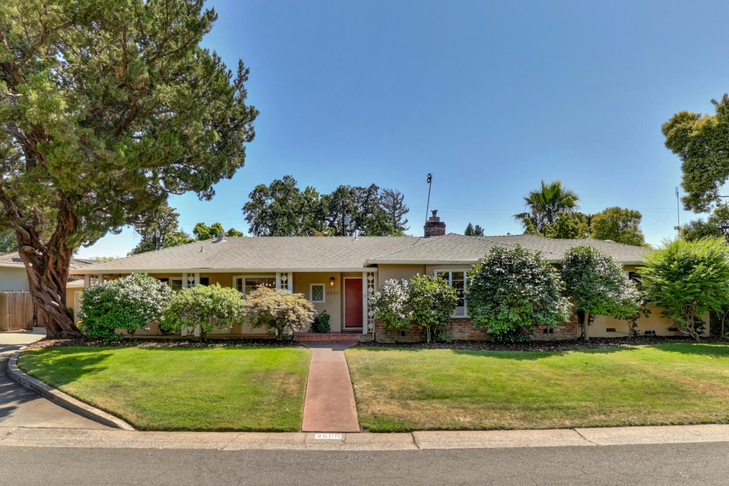 4500 Crestwood Way