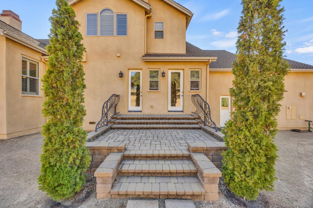 7110 Shinn Ranch Road