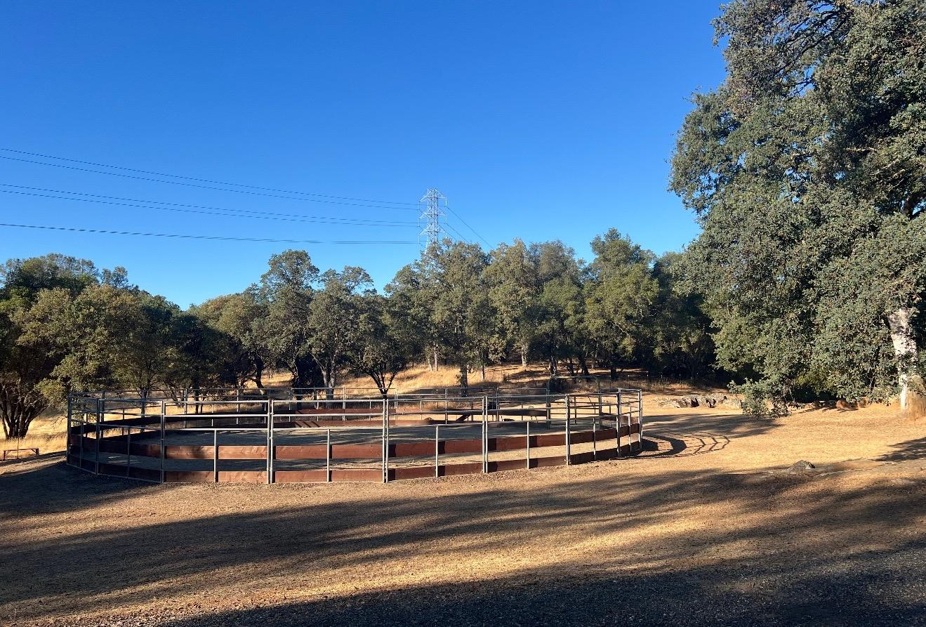 7110 Shinn Ranch Road