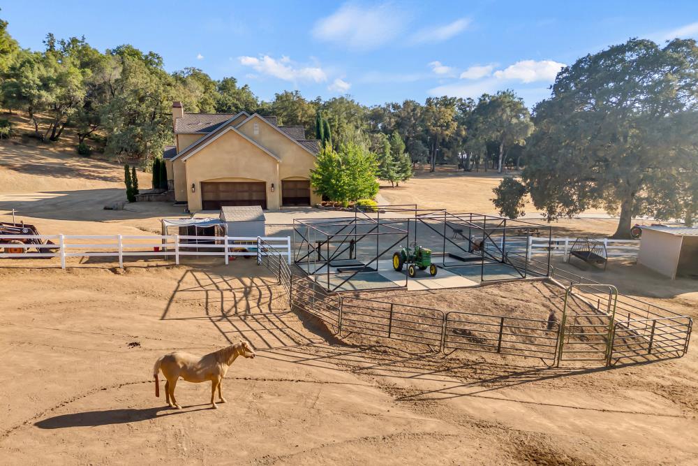7110 Shinn Ranch Road