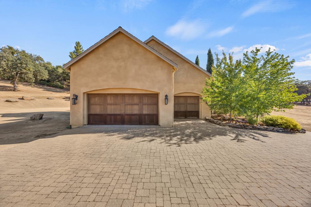 7110 Shinn Ranch Road