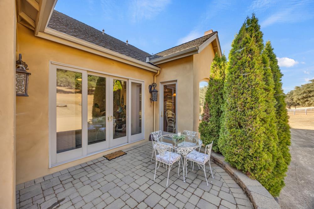 7110 Shinn Ranch Road