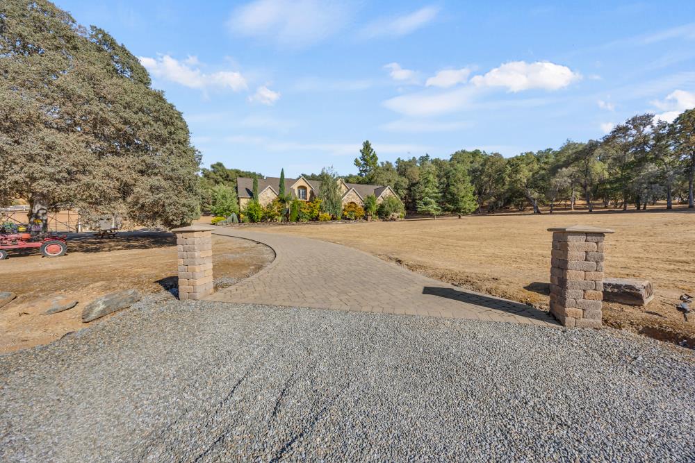 7110 Shinn Ranch Road