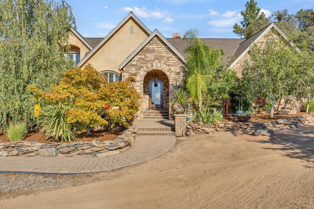 7110 Shinn Ranch Road