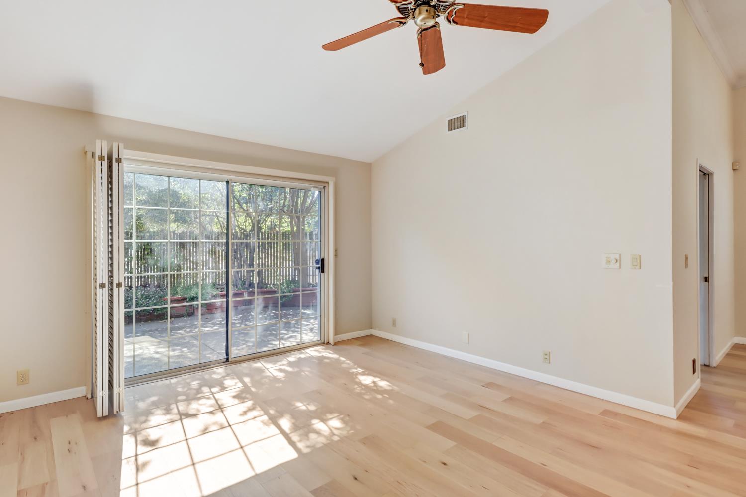 109 River Chase Circle