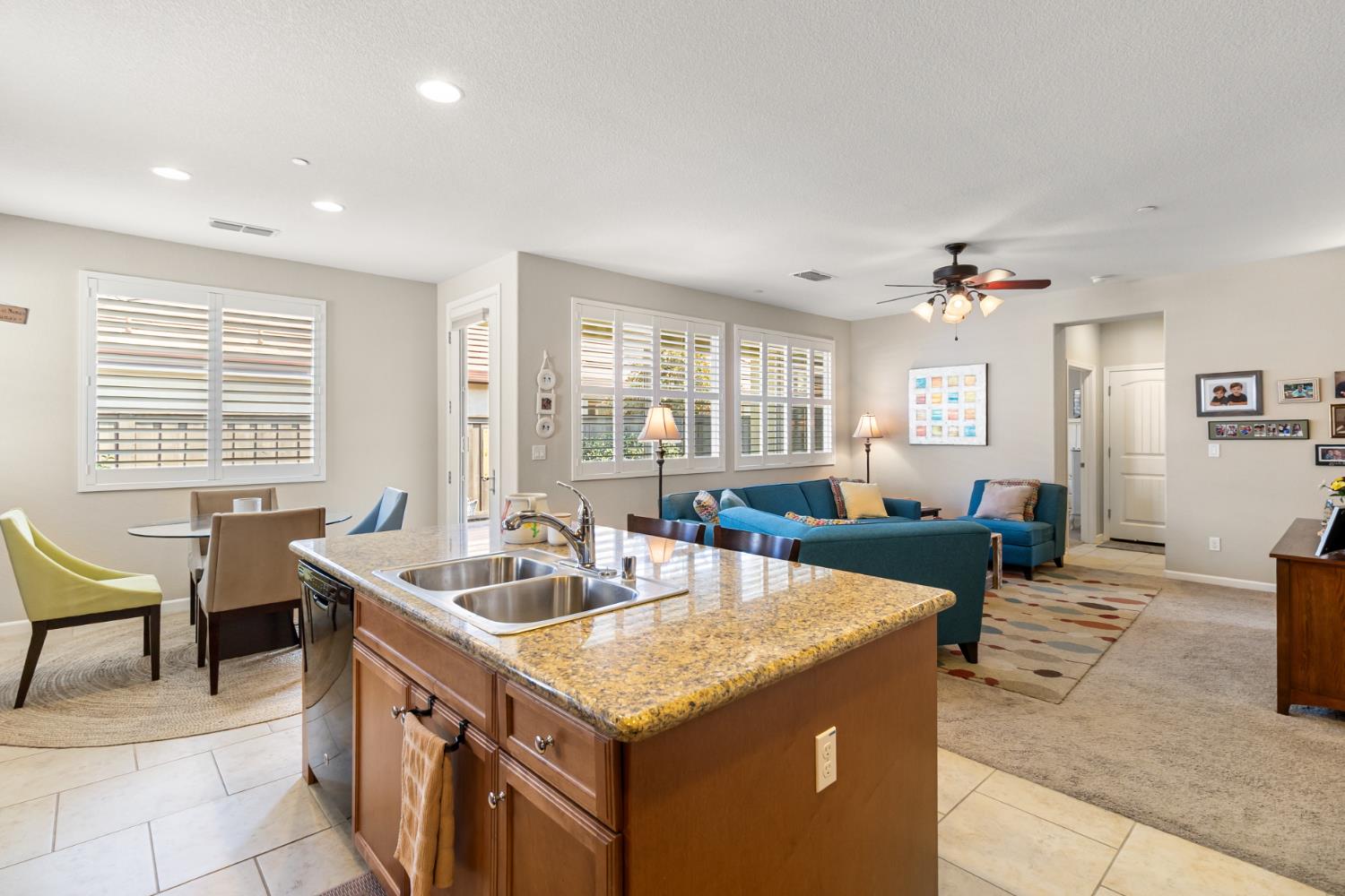 7475 Chatterton Way