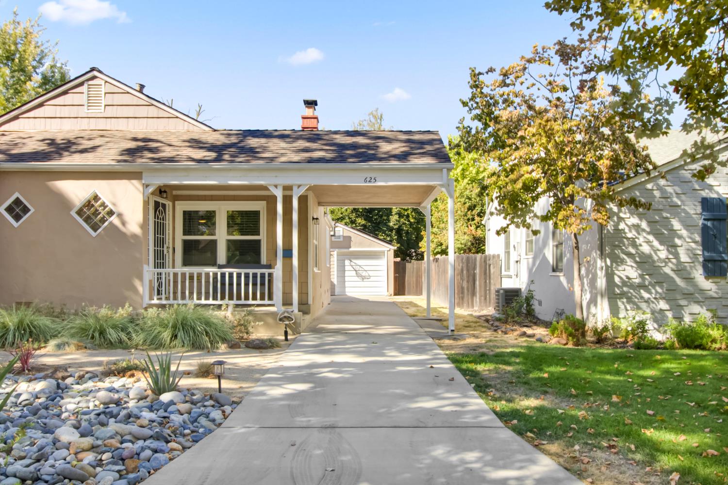 625 Robertson Way