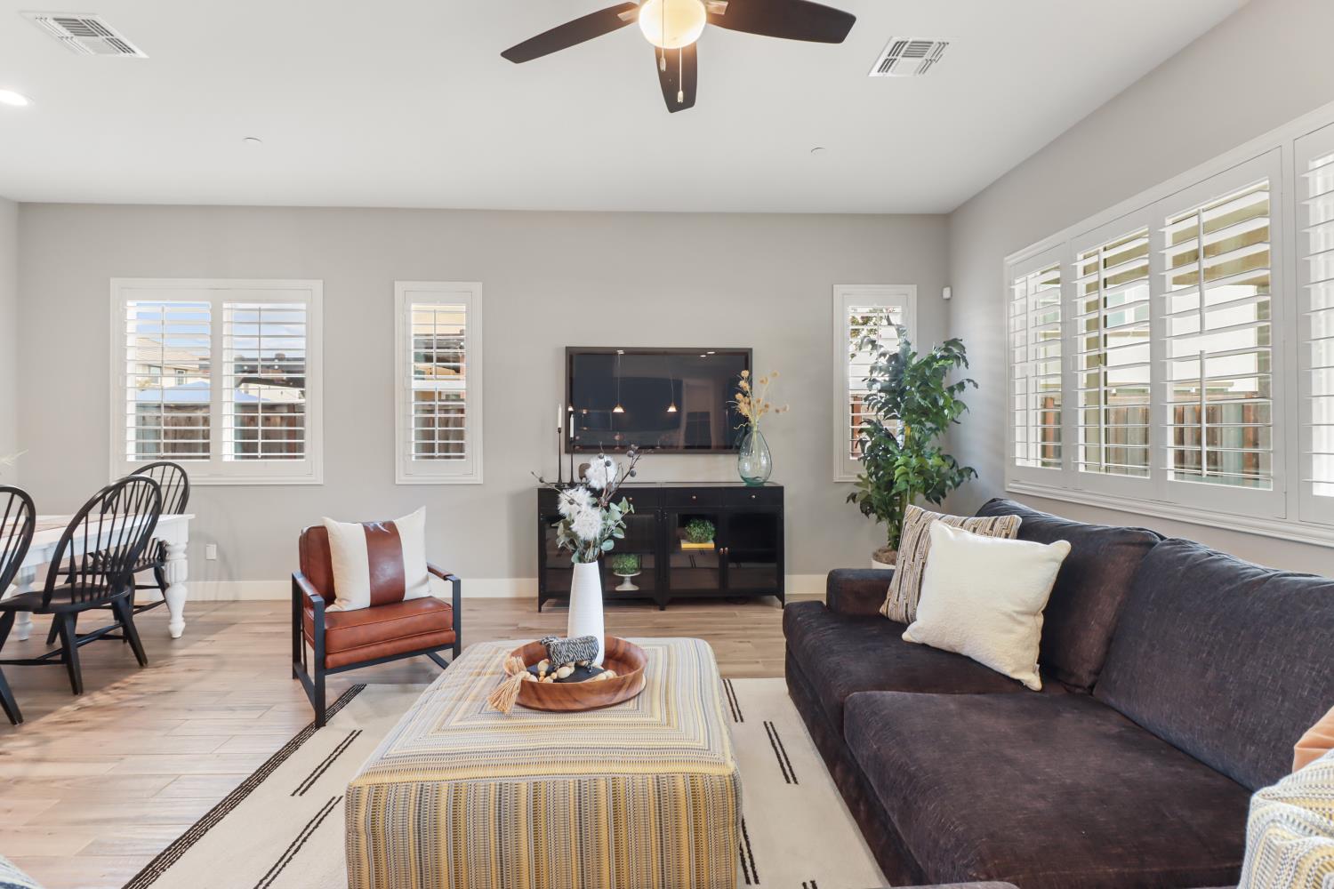 386 Olivadi Way