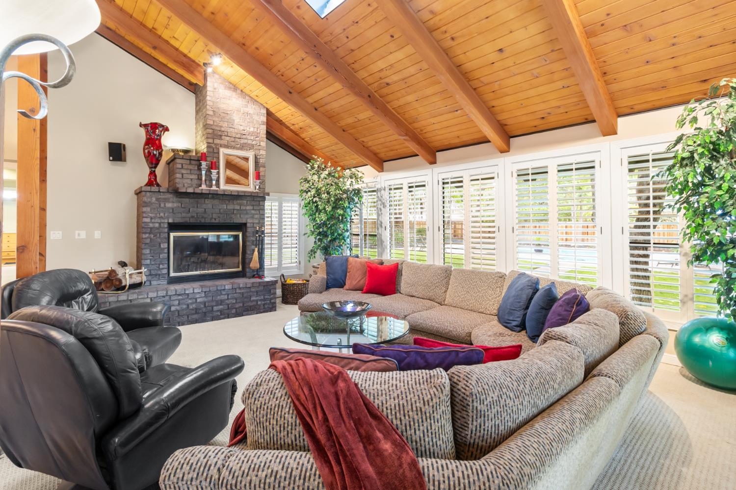 4320 Rand Lane