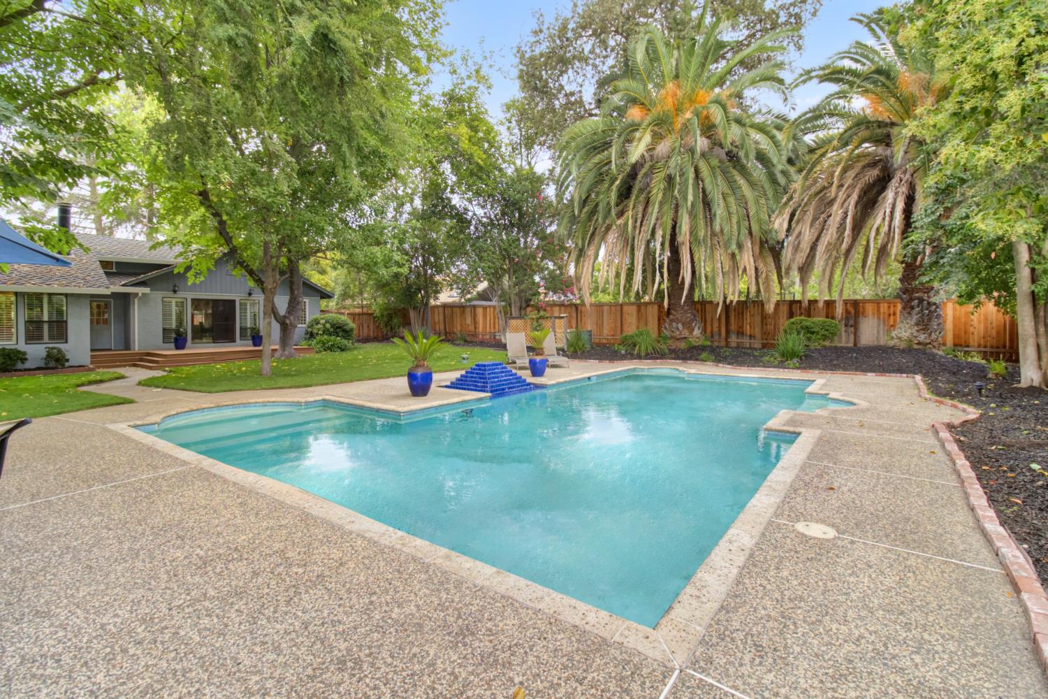 4320 Rand Lane
