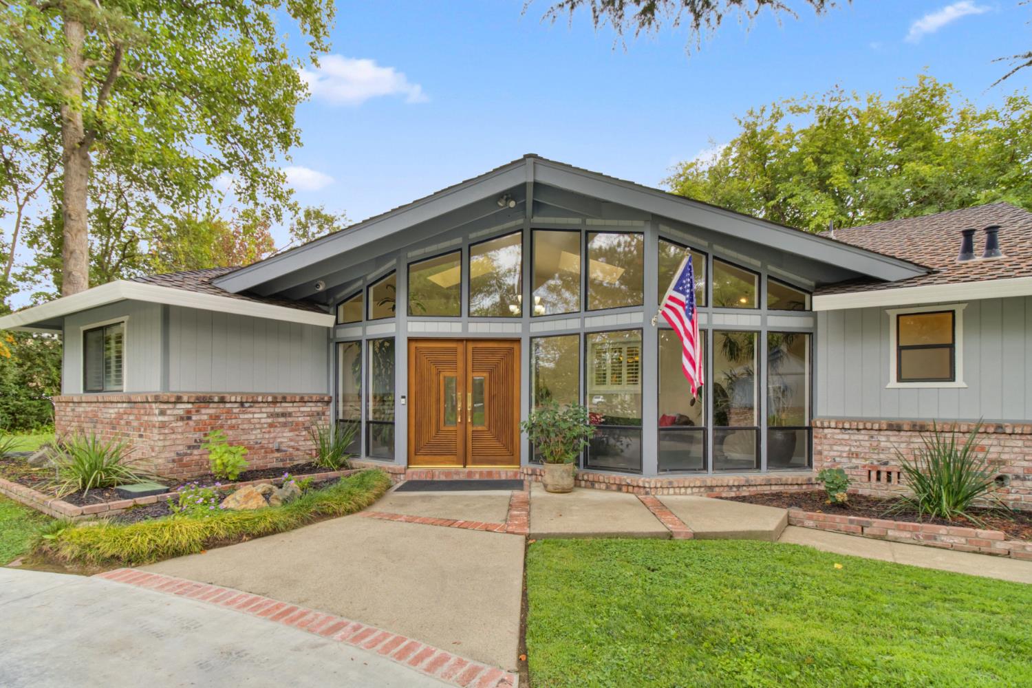 4320 Rand Lane