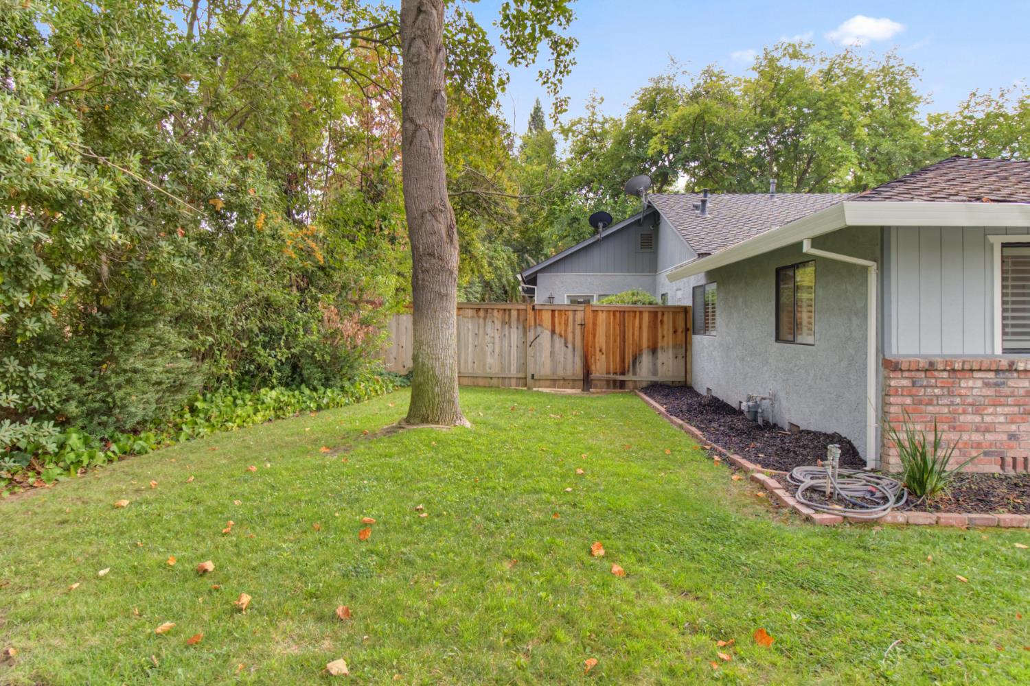 4320 Rand Lane
