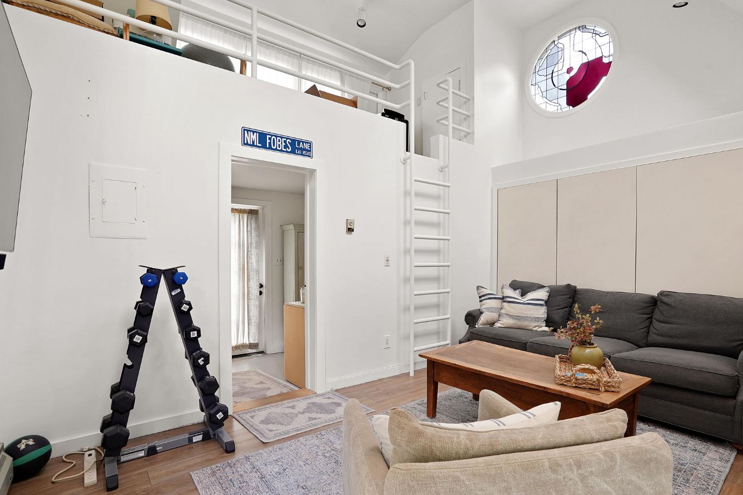 1422 44th Street