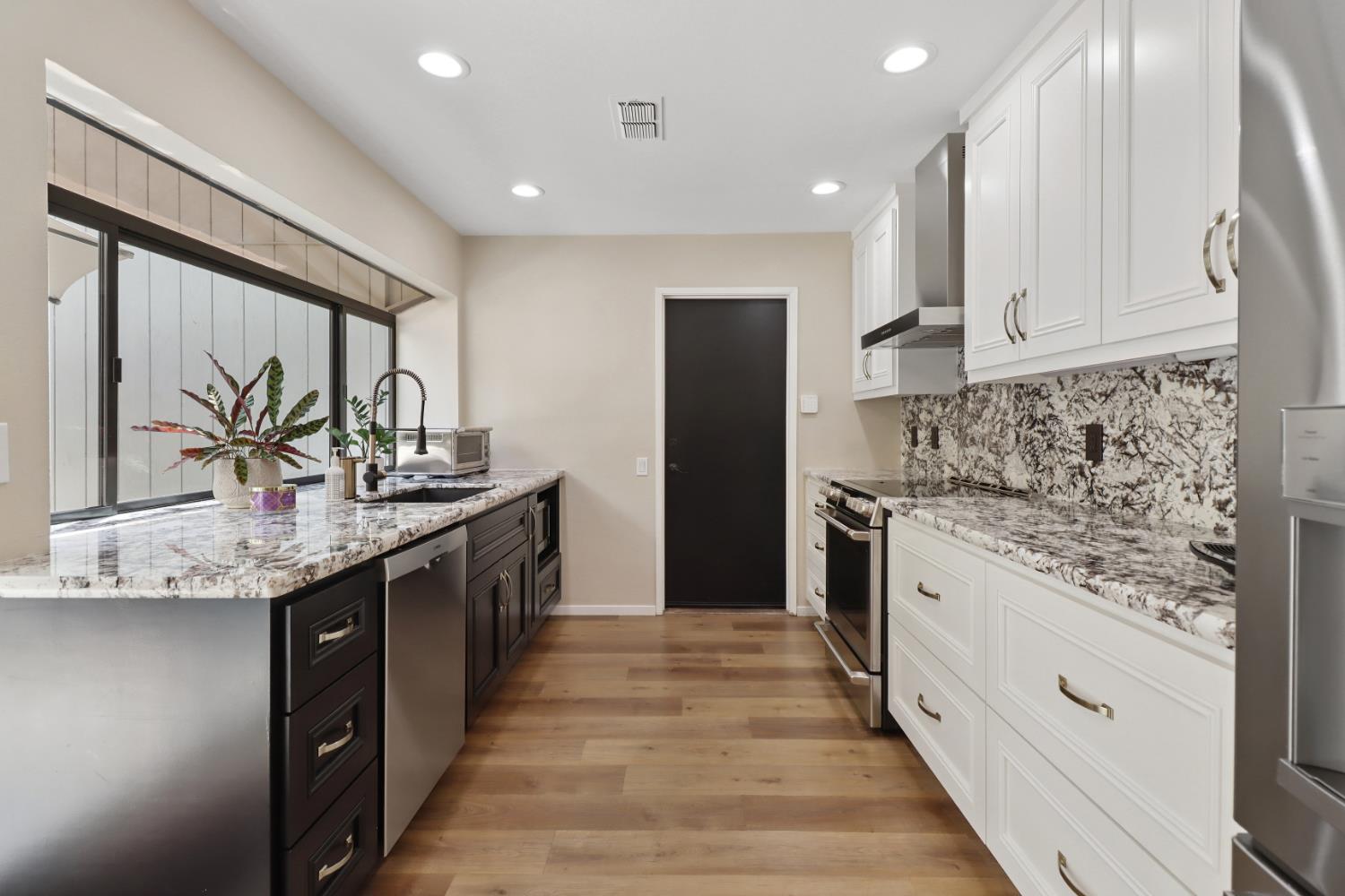 1647 University Avenue