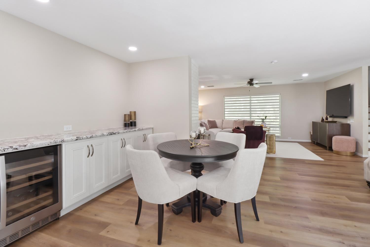 1647 University Avenue