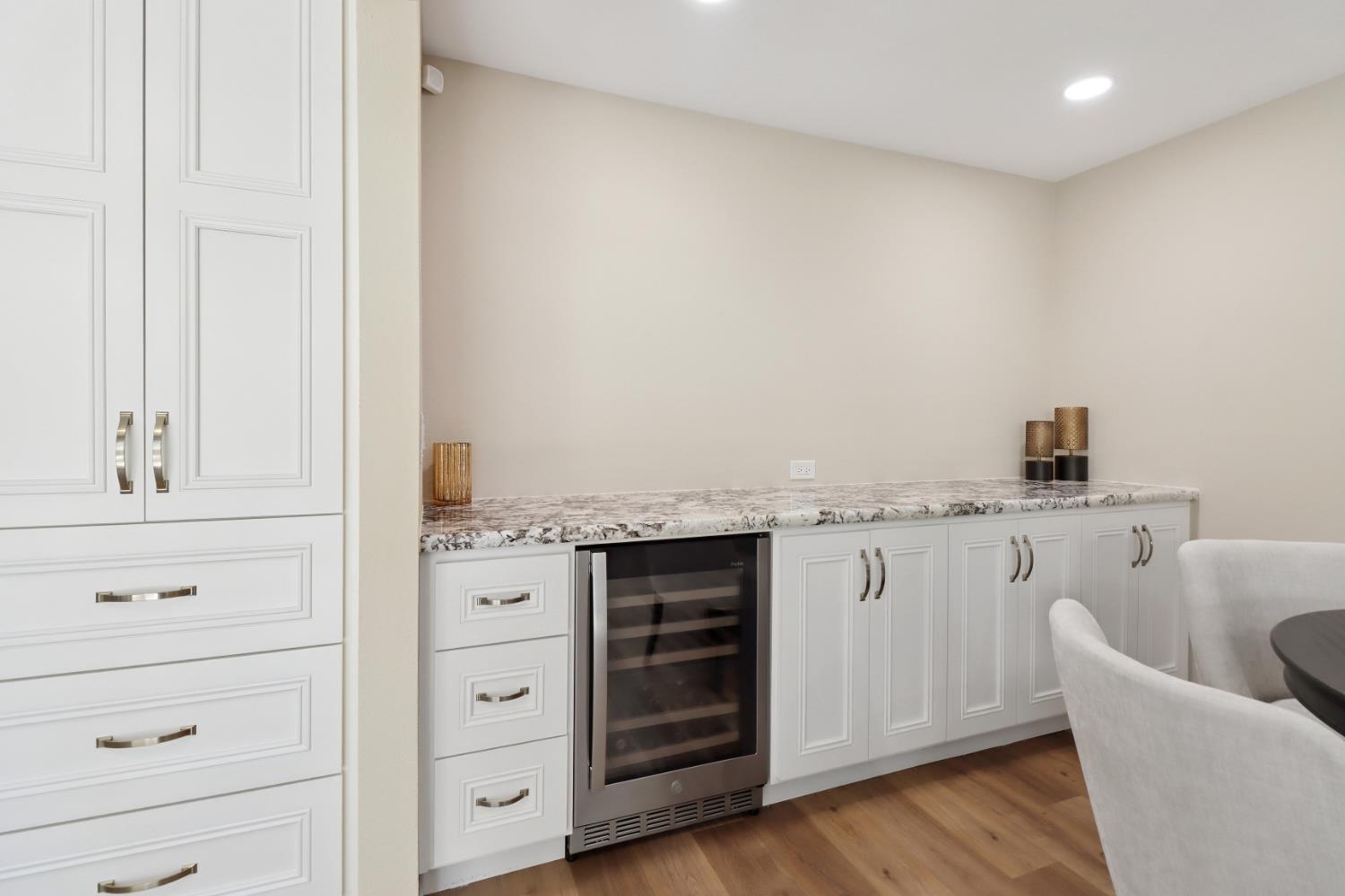 1647 University Avenue