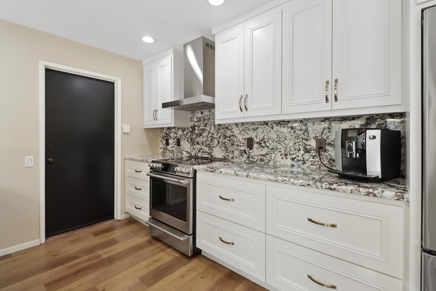 1647 University Avenue