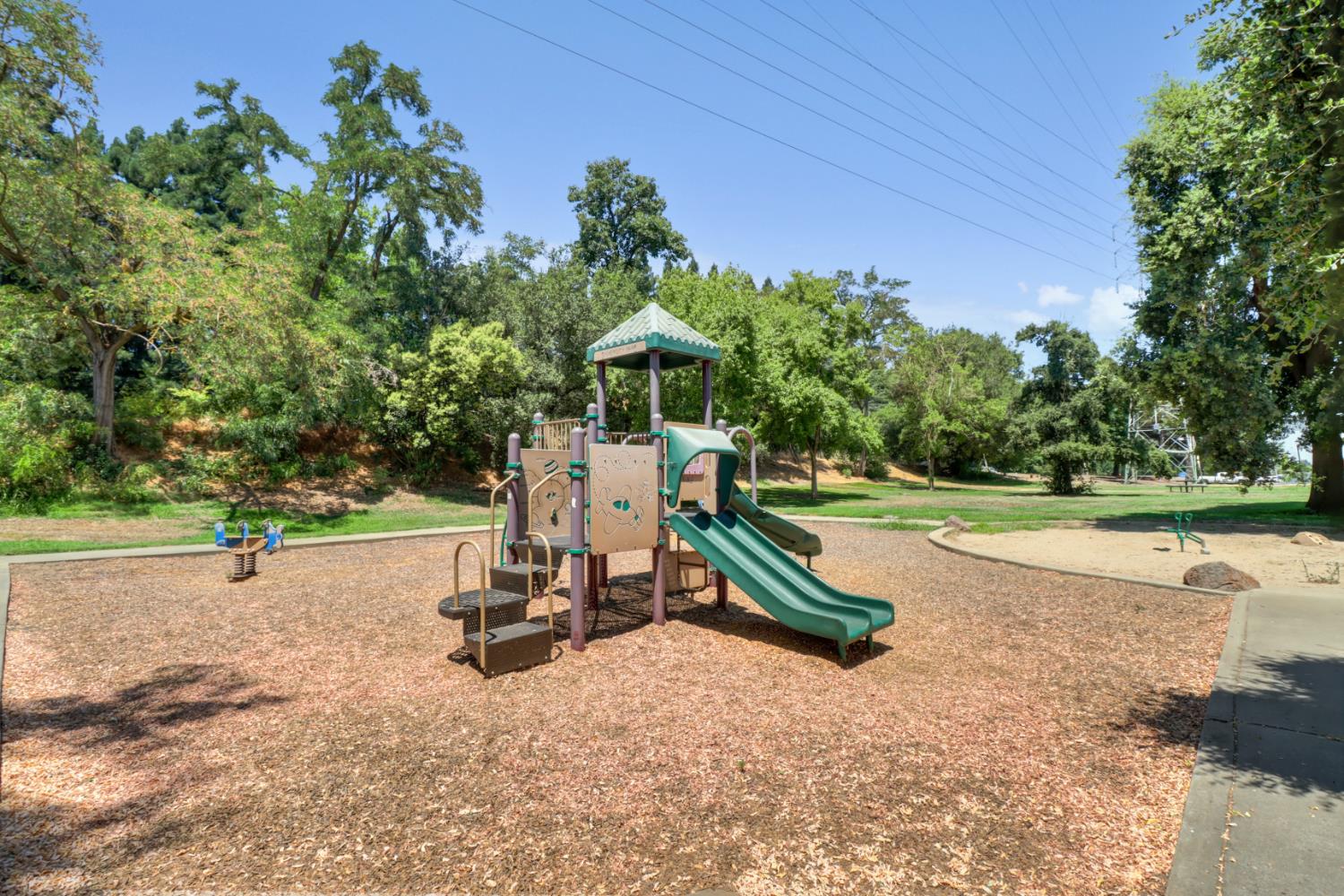 1647 University Avenue