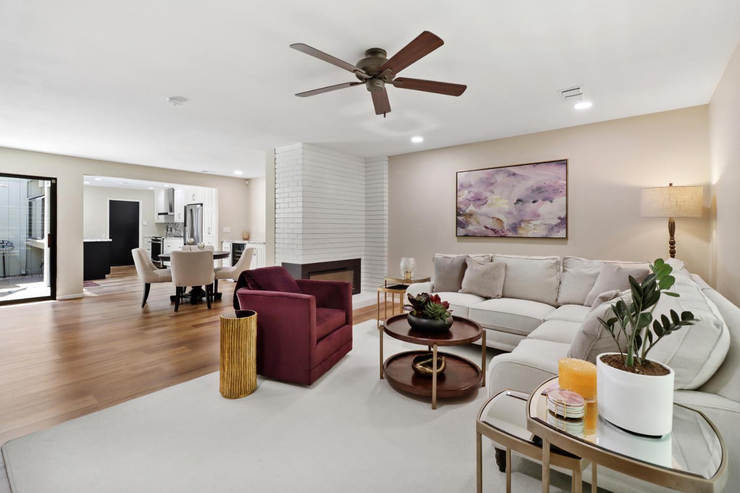 1647 University Avenue