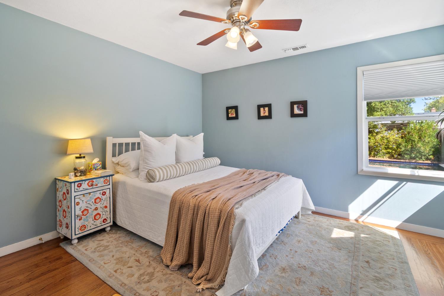 4989 Virginia Way