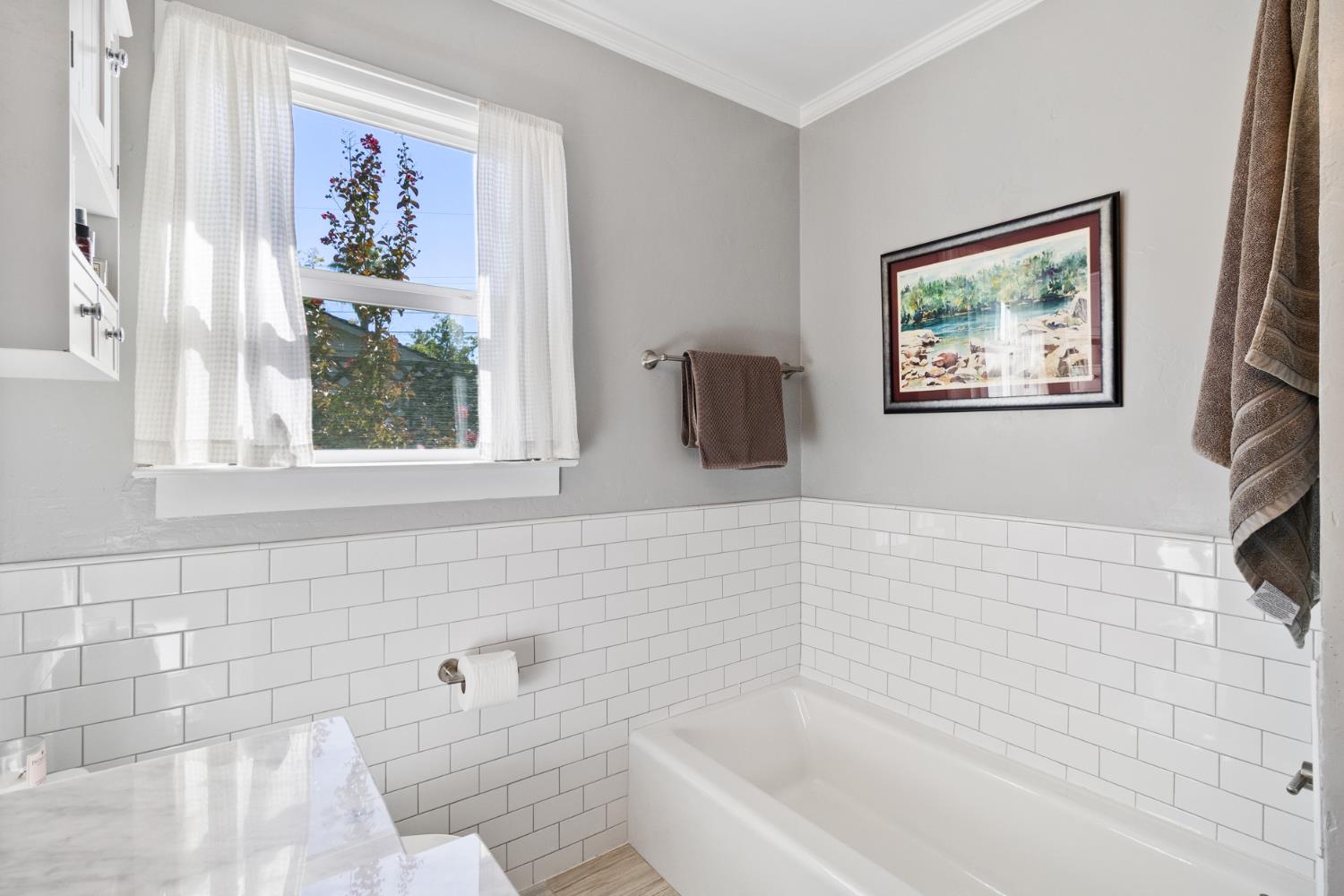 4989 Virginia Way
