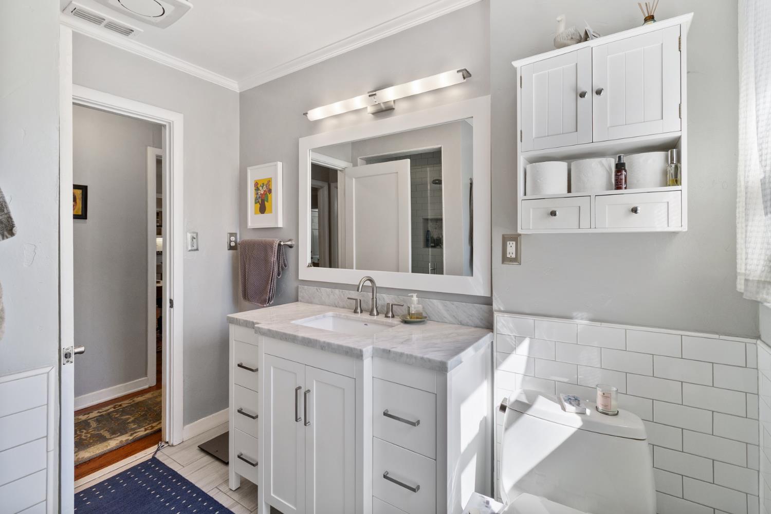 4989 Virginia Way