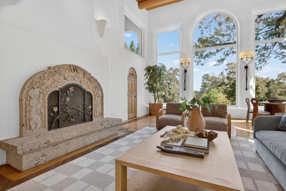 6340 Rio Bonito Drive