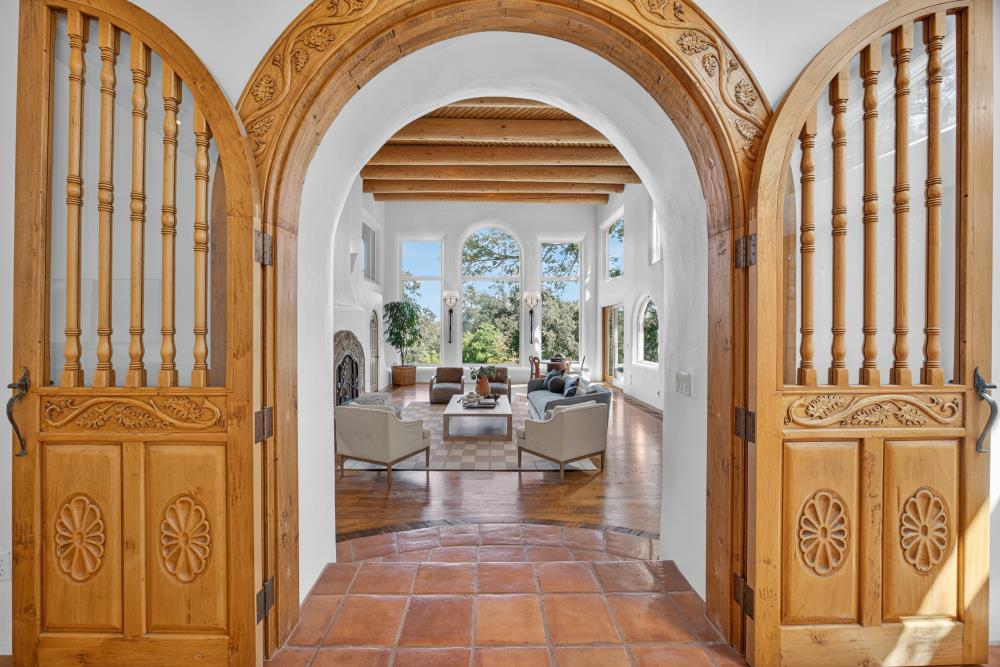 6340 Rio Bonito Drive