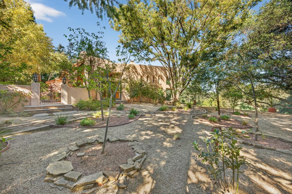 6340 Rio Bonito Drive