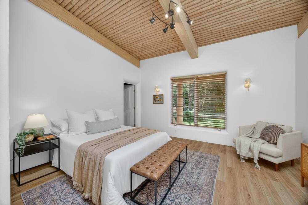 6340 Rio Bonito Drive