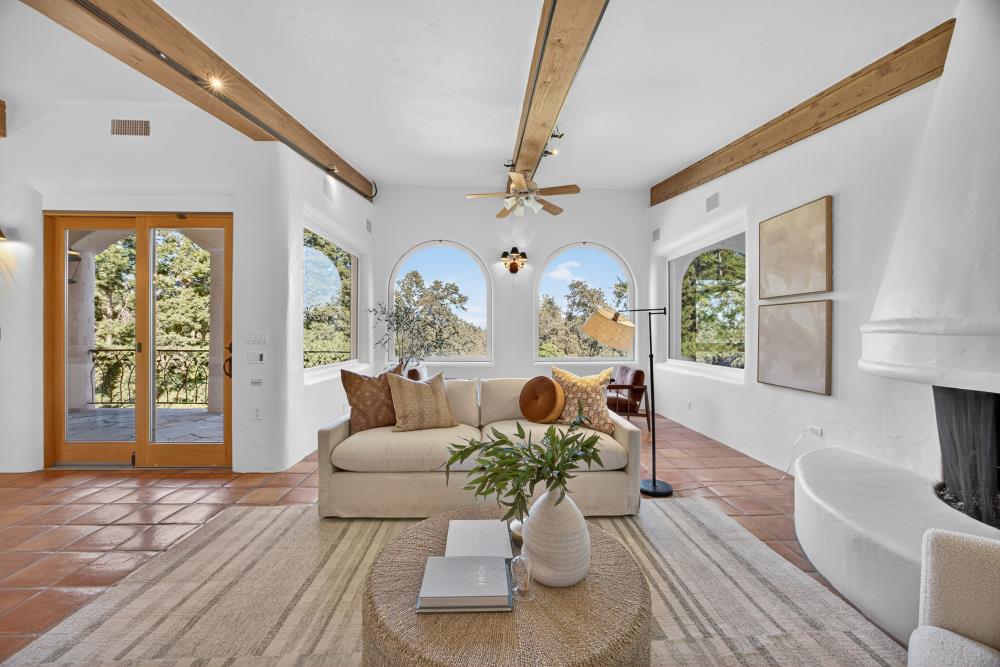 6340 Rio Bonito Drive