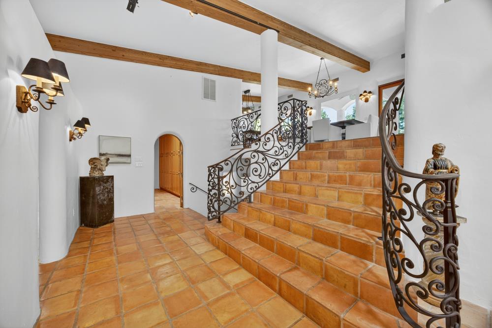 6340 Rio Bonito Drive