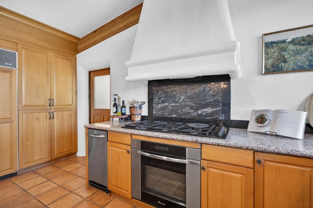 6340 Rio Bonito Drive