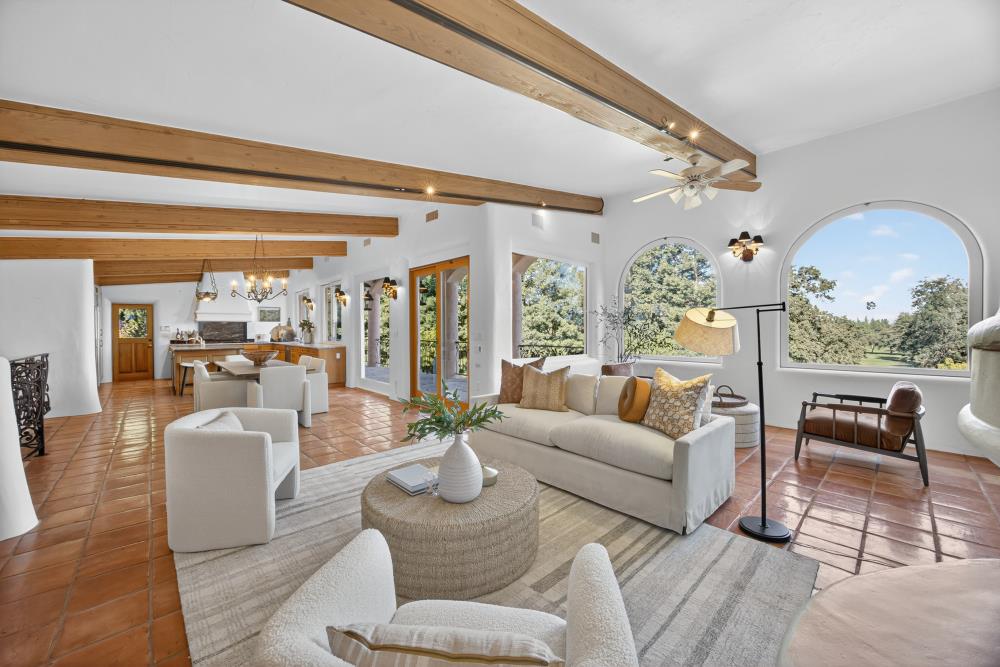 6340 Rio Bonito Drive