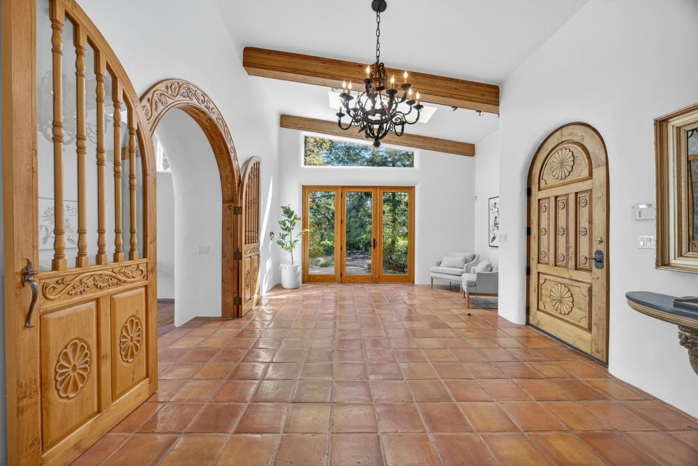 6340 Rio Bonito Drive