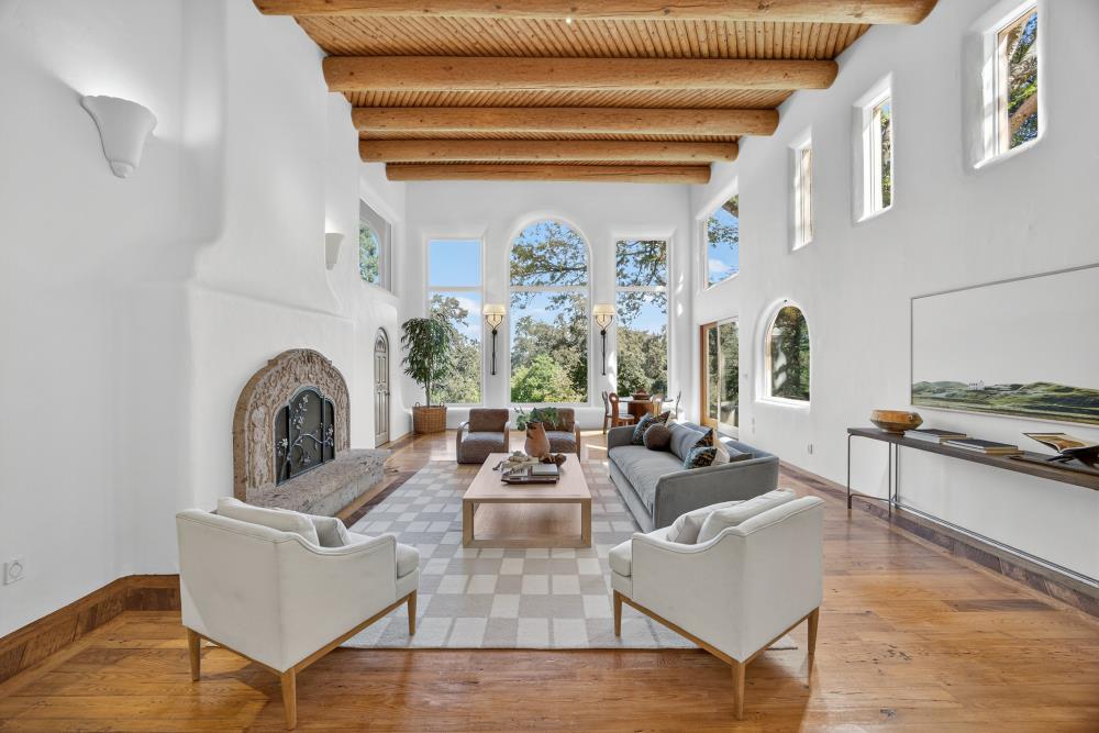 6340 Rio Bonito Drive