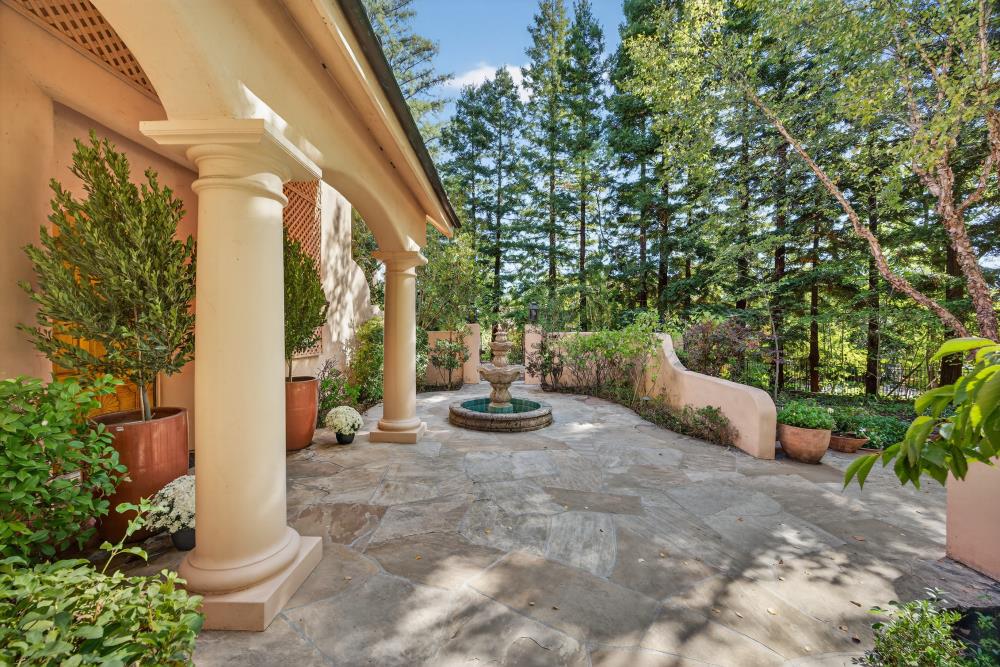 6340 Rio Bonito Drive