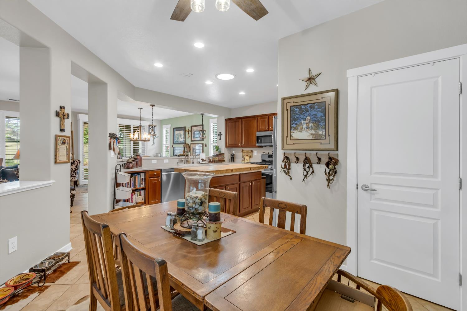 404 Mossy Court