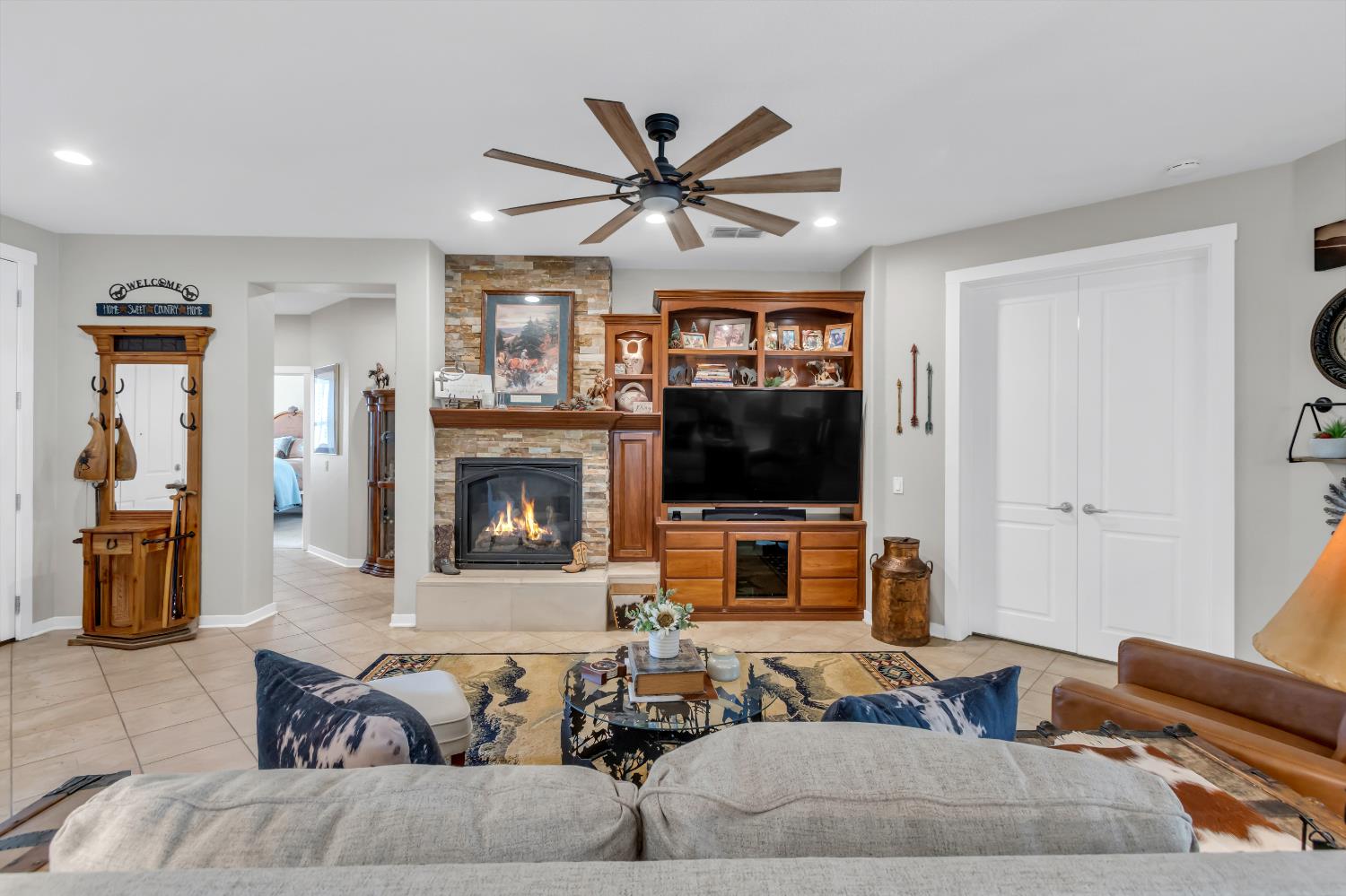 404 Mossy Court
