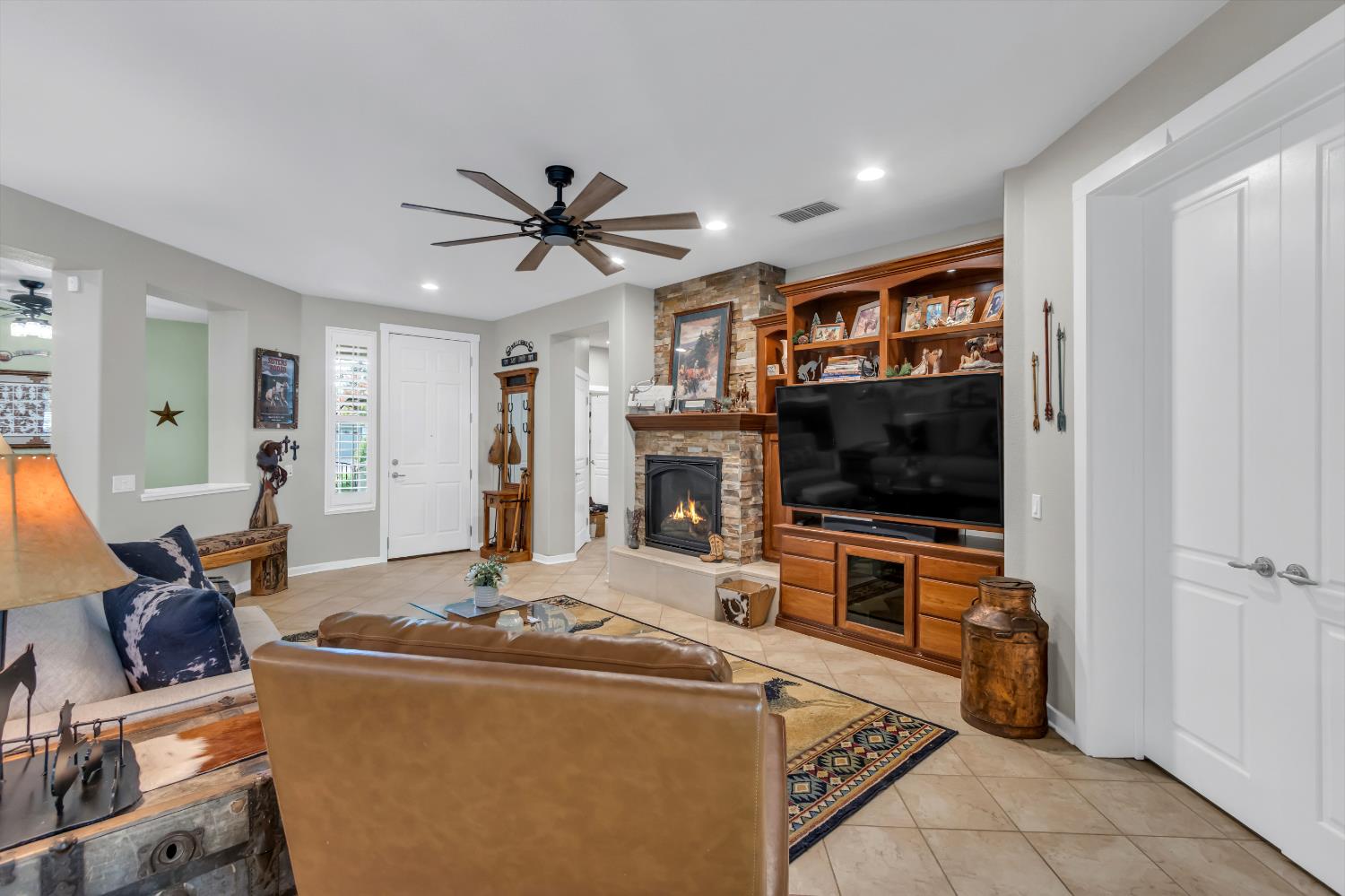 404 Mossy Court