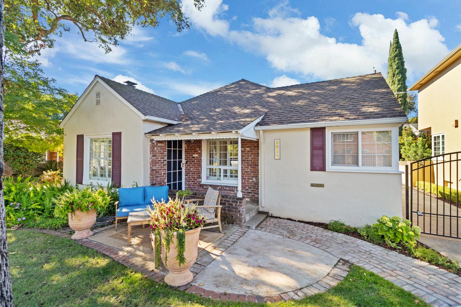 2832 Marty Way