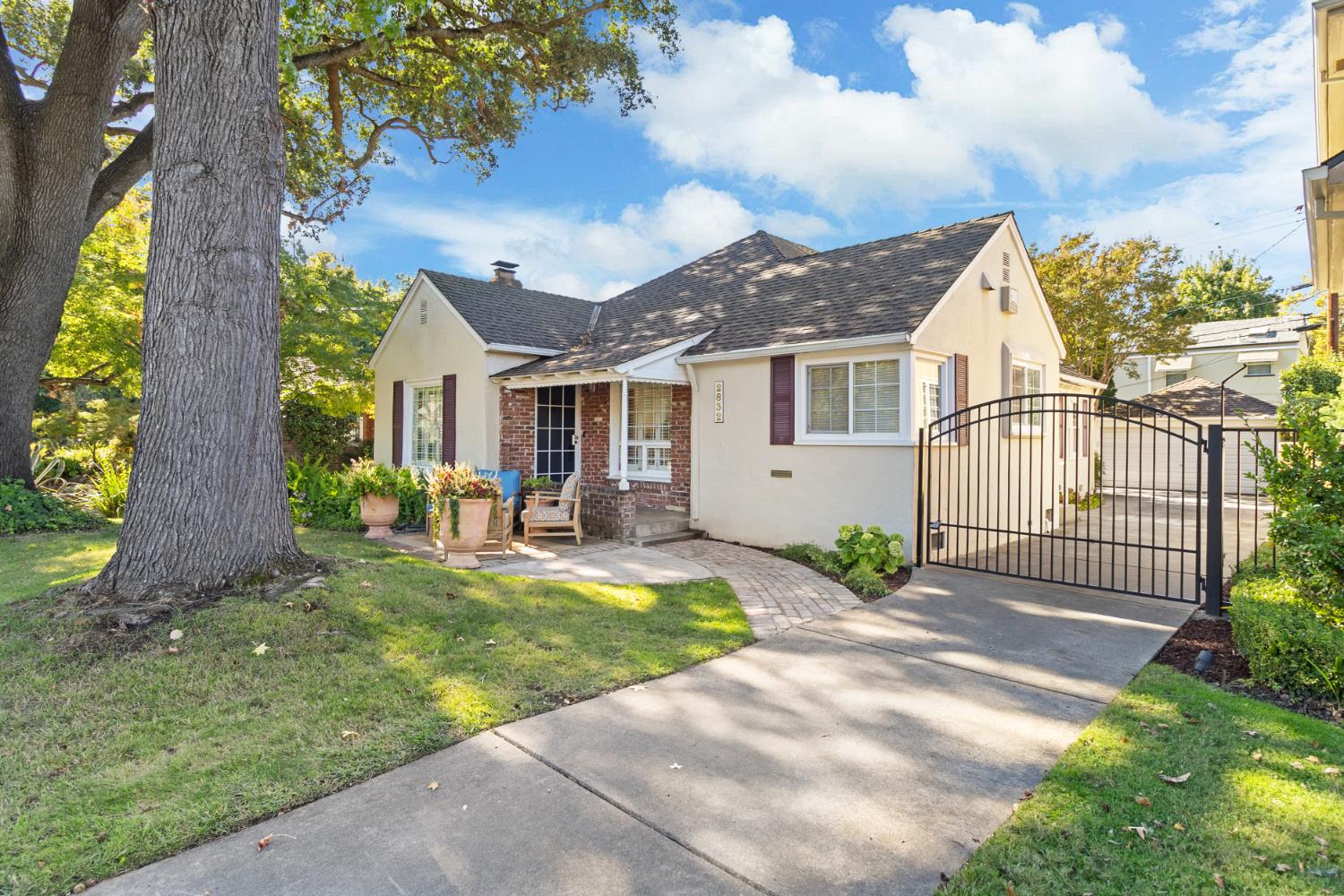 2832 Marty Way