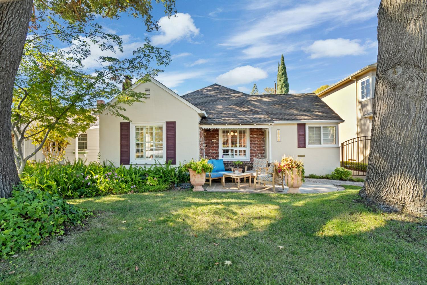 2832 Marty Way